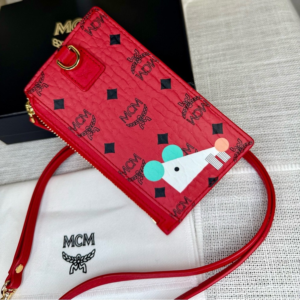 NEW! Unisex MCM Viva Red Visetos Year Of The Mouse Lanyard Card Holder - Picture 4 of 17